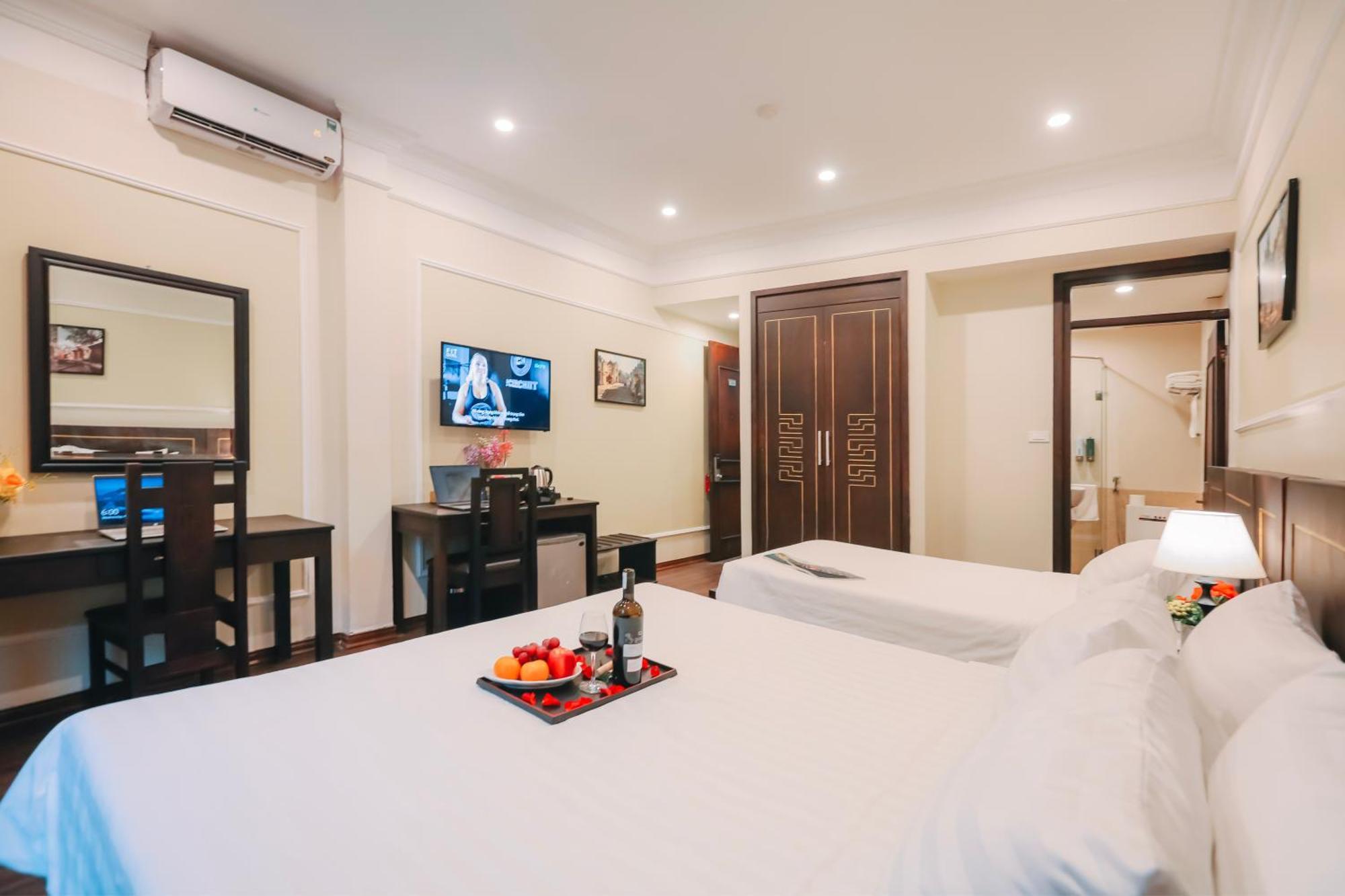 Hanoi Lake View Hotel & Spa Exteriör bild